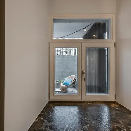 Square Center Apartment Vilnius
