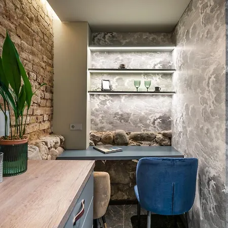 Square Center Apartment Vilnius